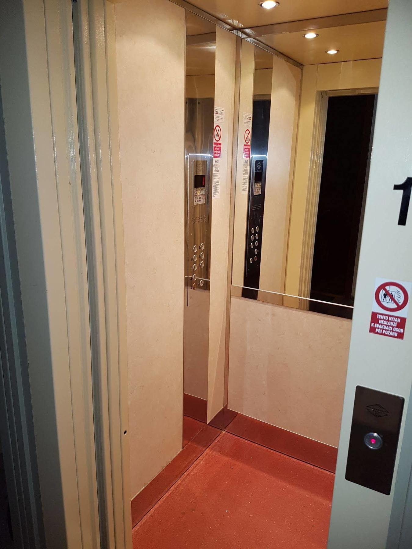 Villa Sofia Apartments Karlowe Wary Zewnętrze zdjęcie